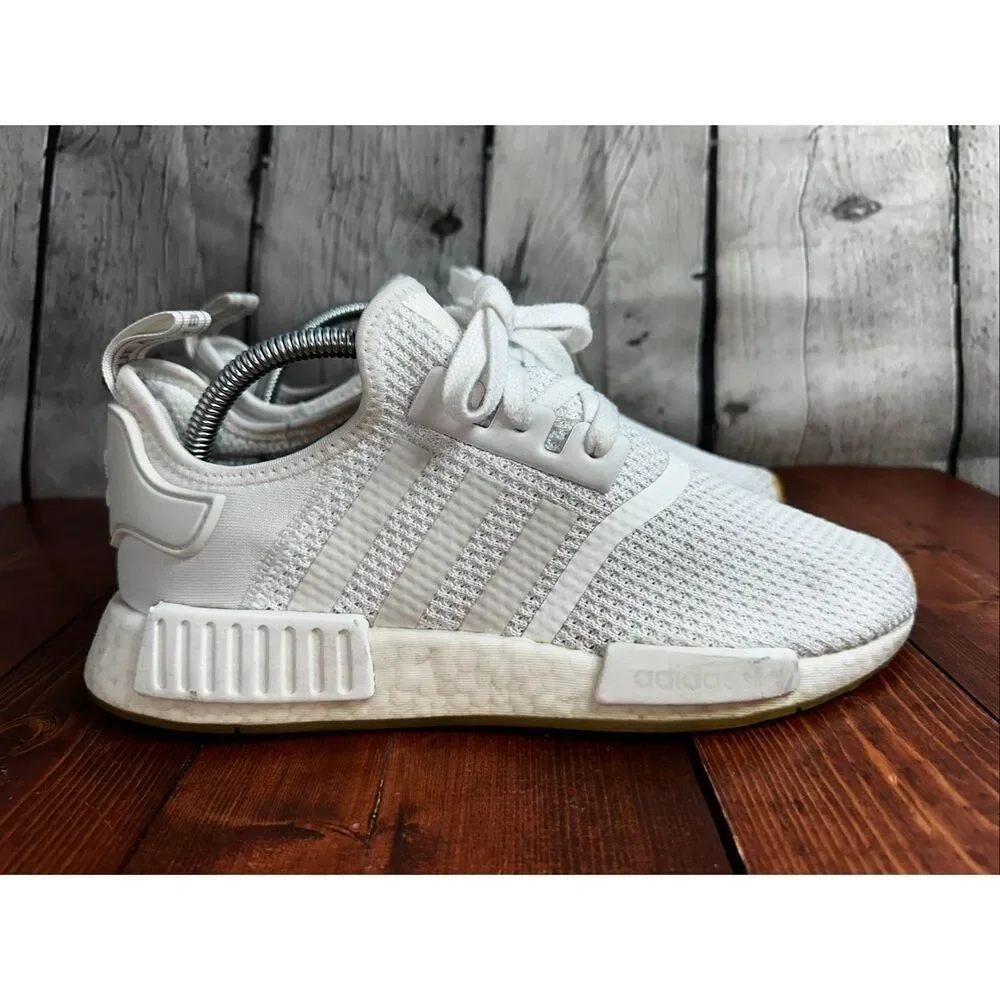 Adidas NMD_R1 Cloud White Gum D96635 Men’s Size 7.5 Boost Running Shoes Sneakers